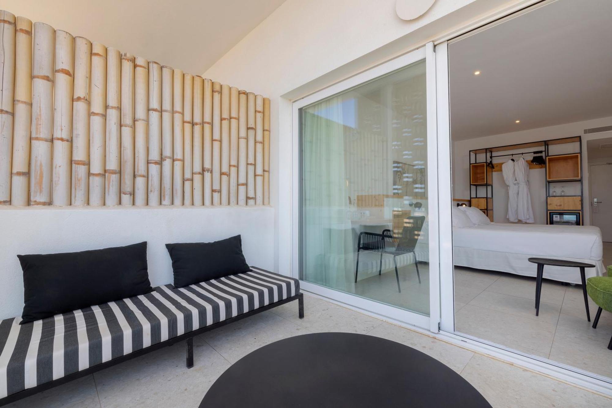 Hm Ayron Park - Adults Only Hotel Playa de Palma  Exterior photo A sliding door