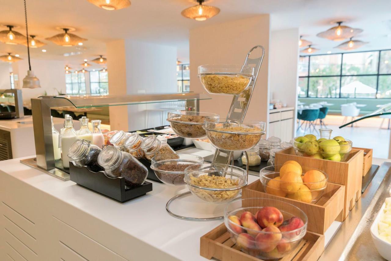 Hm Ayron Park - Adults Only Hotel Playa de Palma  Exterior photo A breakfast buffet at a hotel