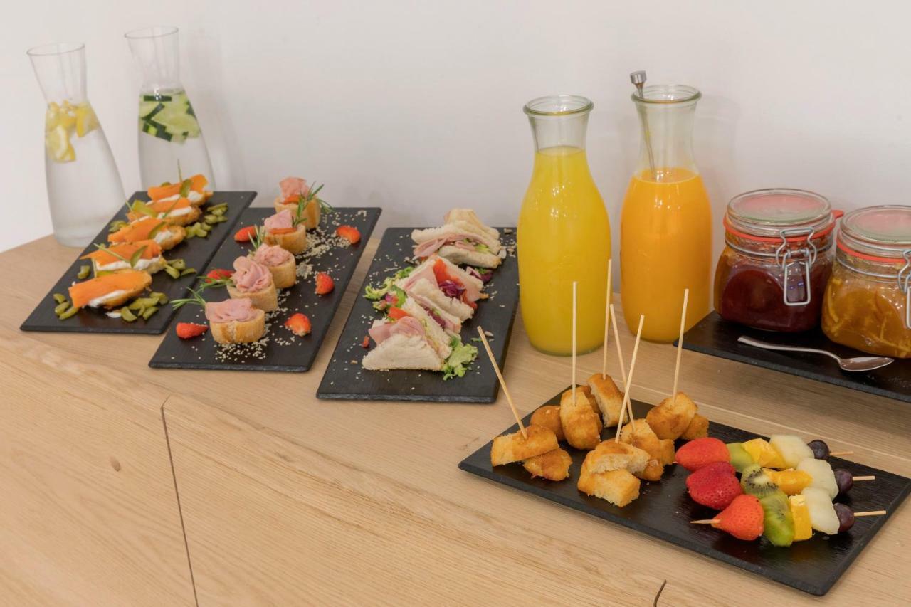 Hm Ayron Park - Adults Only Hotel Playa de Palma  Exterior photo A selection of tapas